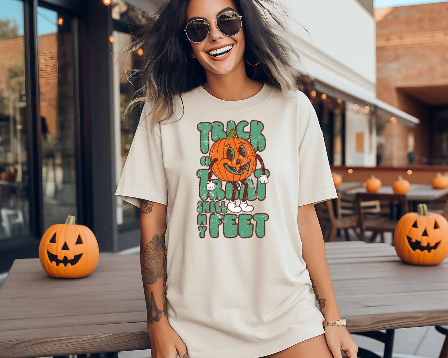 Trick or Treat Smell My Feet Retro distressed